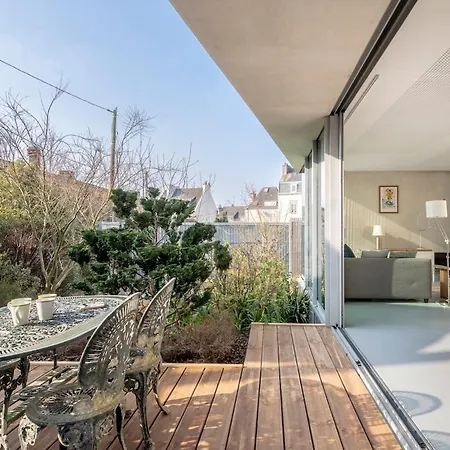 Habiter La Ville, Un Art Contemporain 度假居 瓦讷